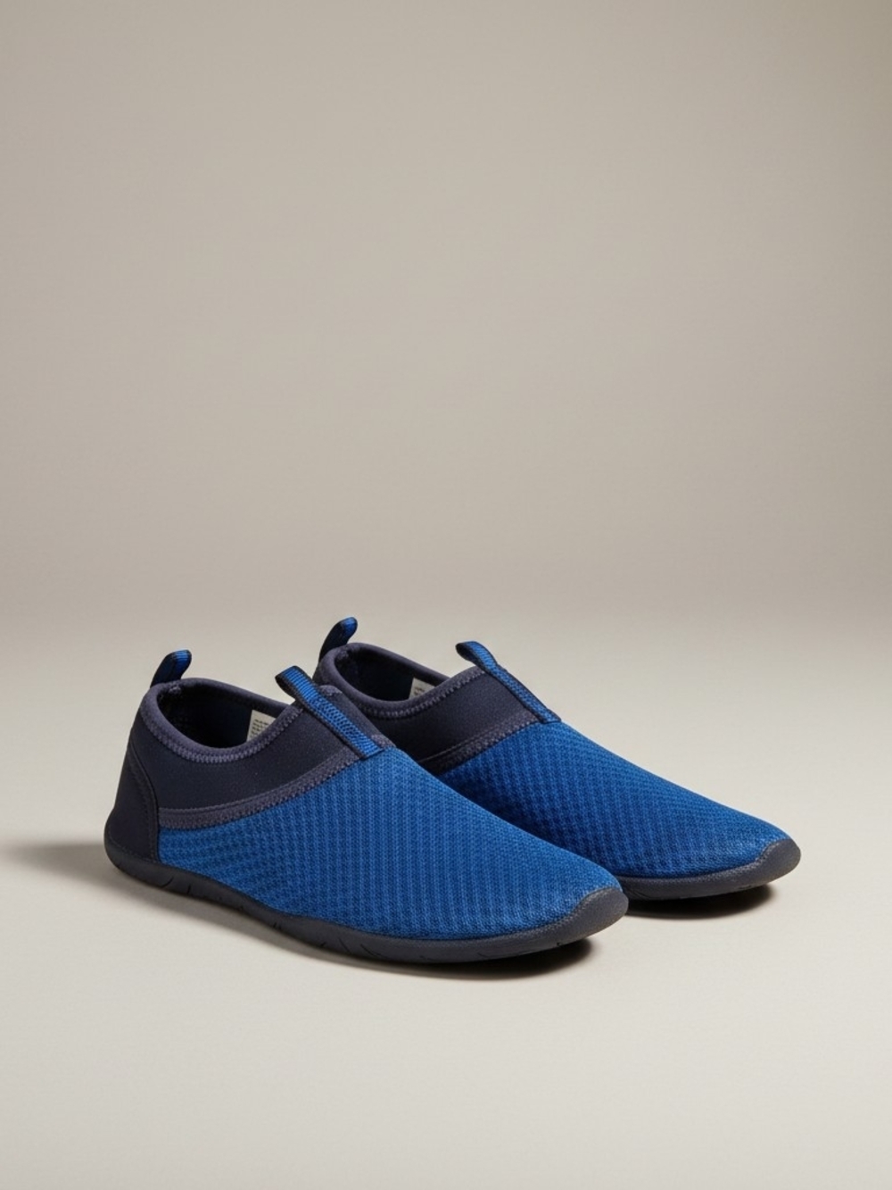 Speedo Youth Size 4 Blue Slip-On Water Shoes